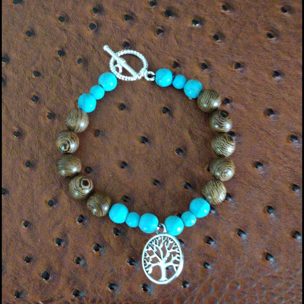 Handmade jewelry by Mercedes